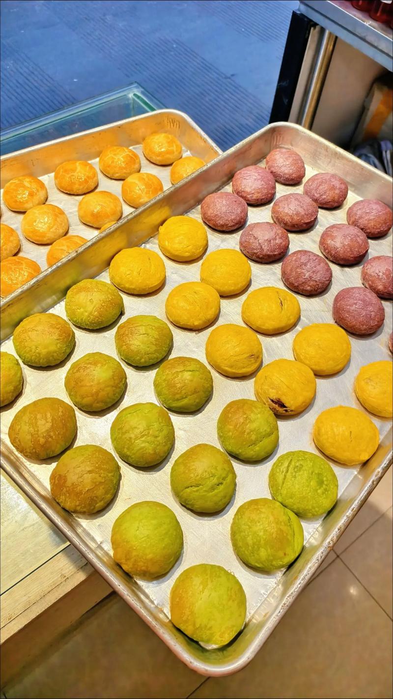 云南鲜花饼：一瓣一香的传统匠心